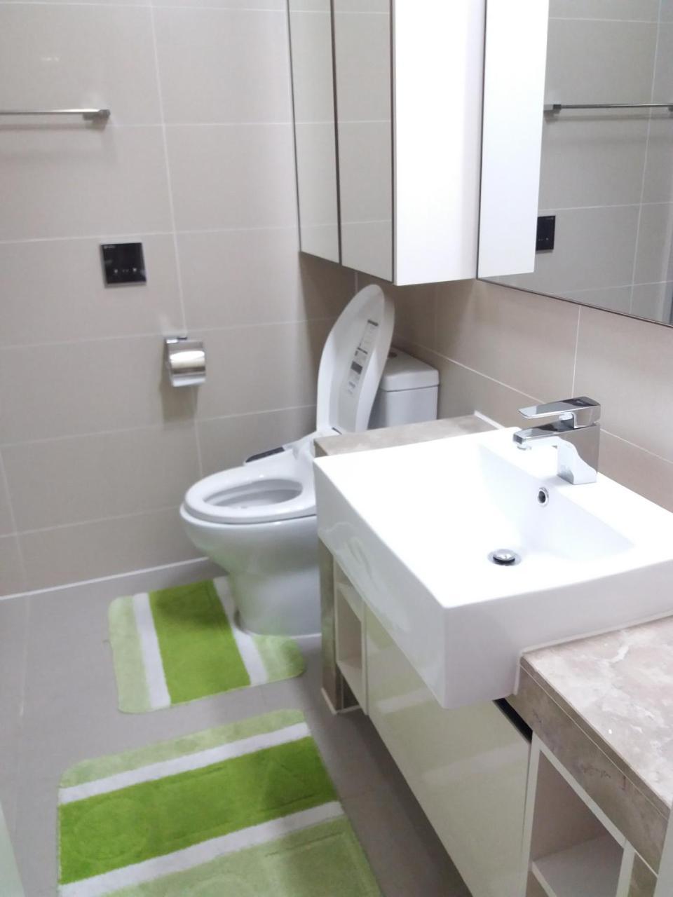 Ferienwohnung Highvill Ast Astana Exterior foto